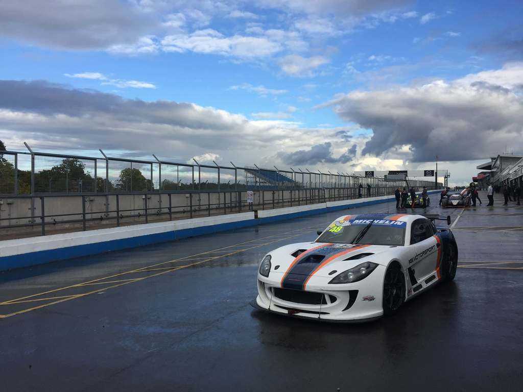 Track Test: Ginetta G55 GT4 with Fox Motorsport