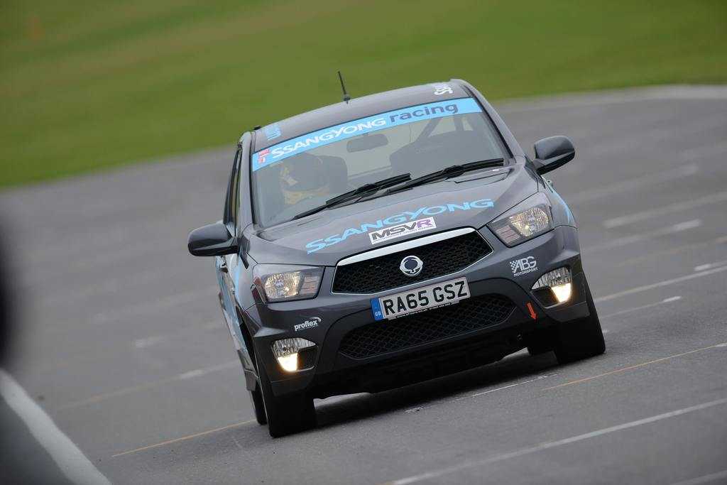 Track Test: SsangYong Musso Pick Up Racing Series